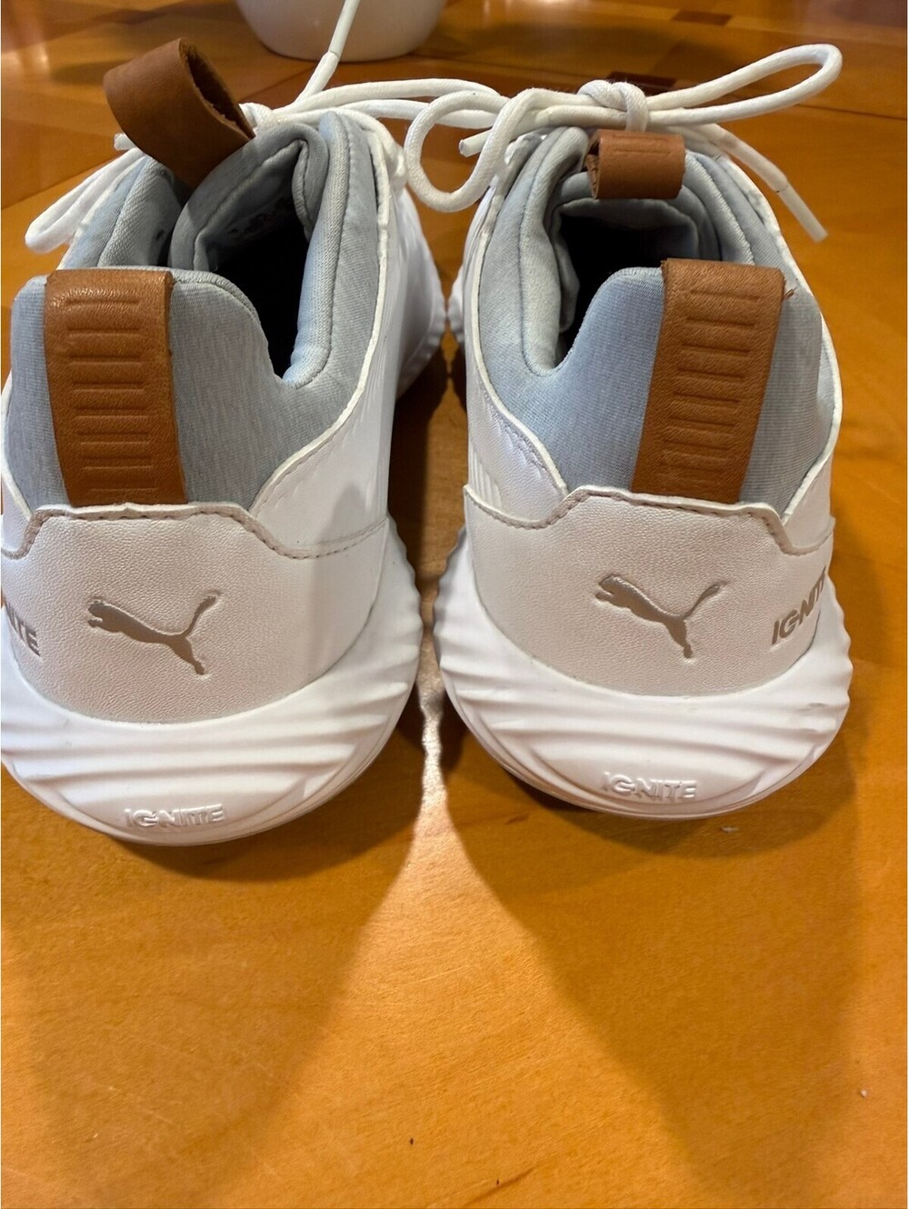 Puma Ignite PWRADAPT Golf Shoes White Spikeless Women's 5.5 EU 35.5 - Picture 2 of 6